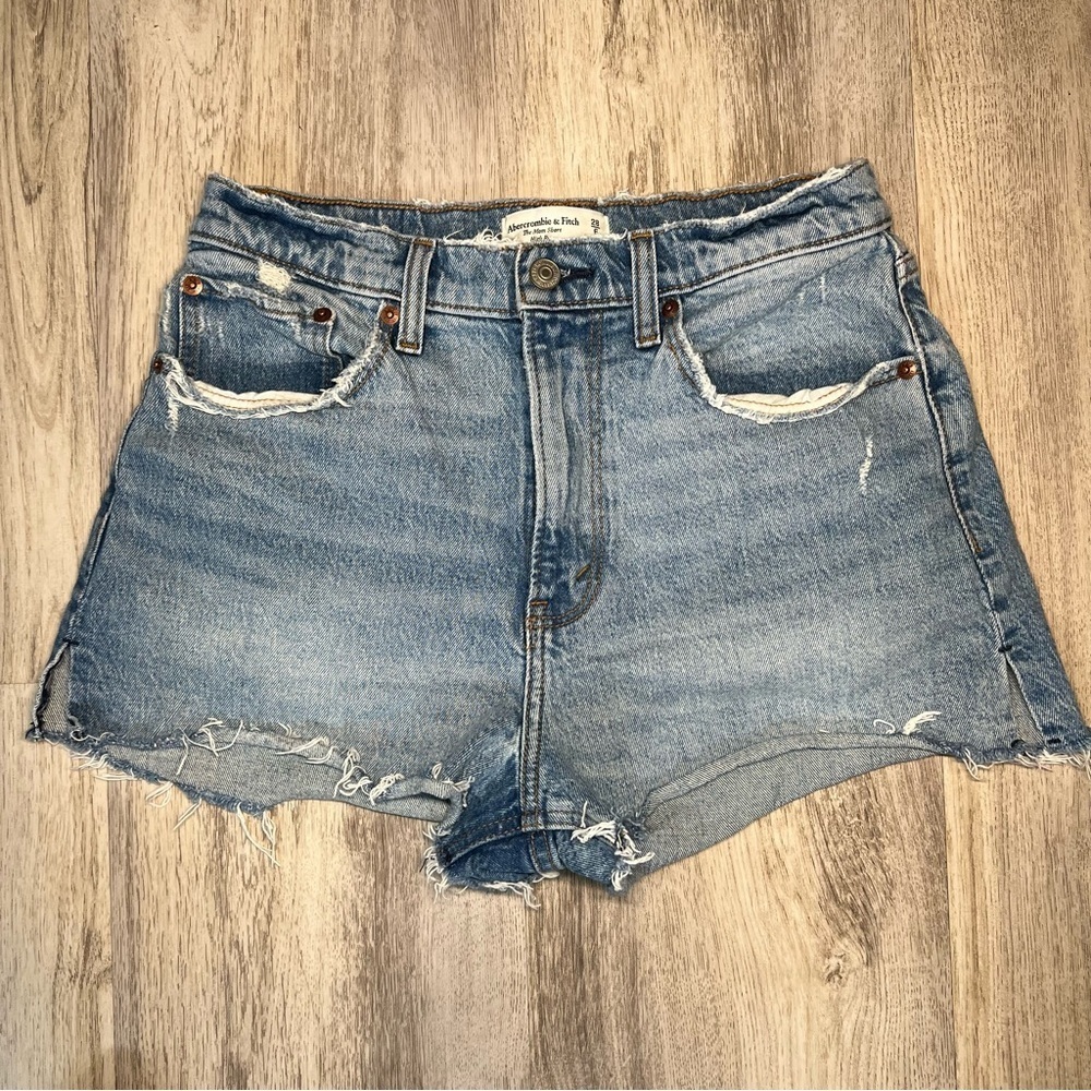 Abercrombie And Fitch‎ The Mom Shorts High Rise Curve Love Size 28/6